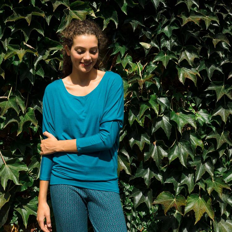 TOP JAPO LISO  M/L  -varios colores-