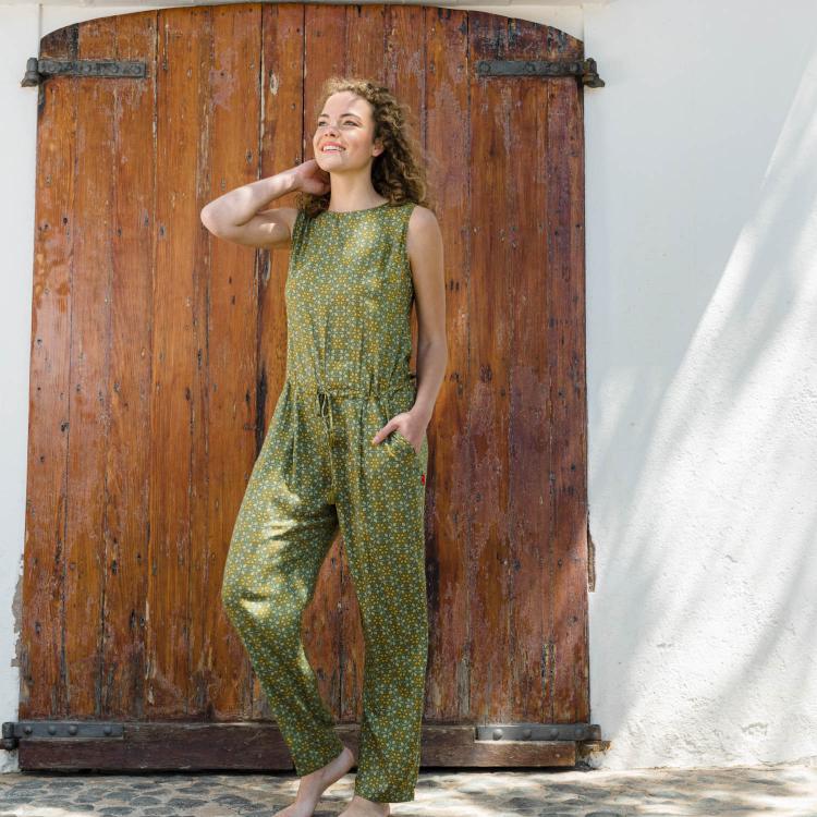 MONO VERONICA rael kaki