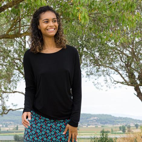 TOP ESTHER LISO M.LARGA
