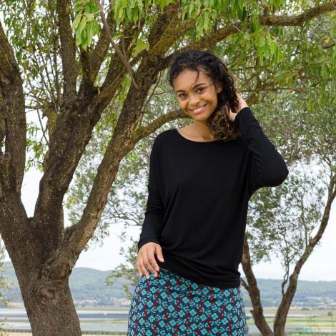 TOP ESTHER LISO M.LARGA